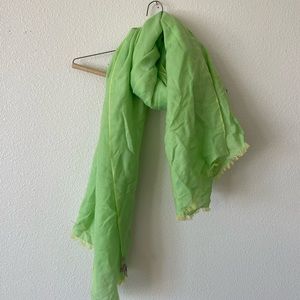 Green banana republic scarf